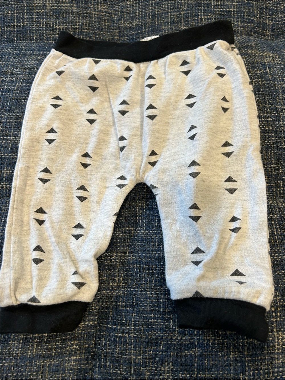 ☀️ 3/$15 Emily & Oliver Grey Pattern Pants